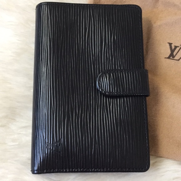 Authentic Louis Vuitton Epi French purse wallet. - Picture 2 of 7